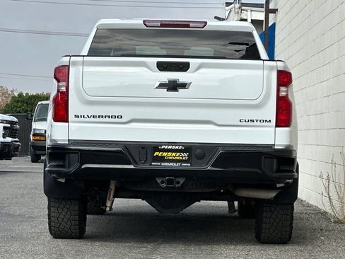 Certified 2024 Chevrolet Silverado 1500 Custom Trail Boss w/ LPO, Dark Essentials Package AWD/4WD image 5