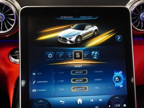 New 2026 Mercedes-Benz SL 63 AMG 4MATIC image 32