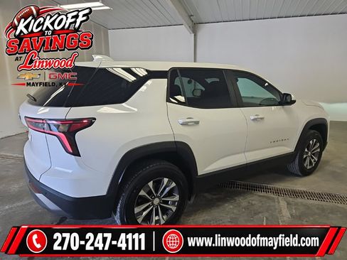 Used 2026 Chevrolet Equinox LT FWD image 2