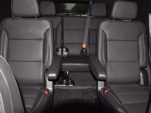 Used 2023 GMC Yukon Denali w/ LPO, Floor Liner Package image 21