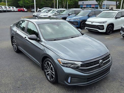 Used 2023 Volkswagen Jetta Sport FWD image 6