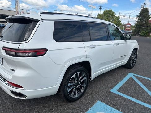 Used 2022 Jeep Grand Cherokee L Overland AWD/4WD image 7