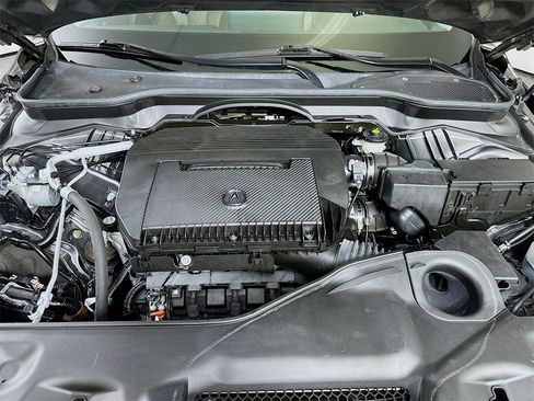 Used 2022 Acura MDX SH-AWD w/ Technology Package image 9