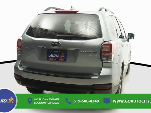Used 2017 Subaru Forester 2.5i w/ Alloy Wheel Package AWD/4WD image 10