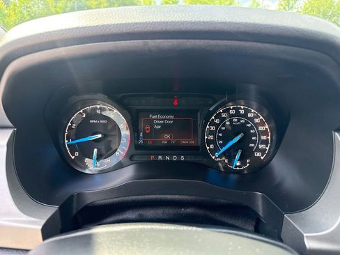 Used 2019 Ford Ranger XLT w/ Equipment Group 302A Luxury AWD/4WD image 19