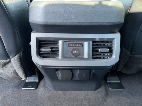 Used 2024 Ford F350 Lariat w/ Lariat Ultimate Package image 20