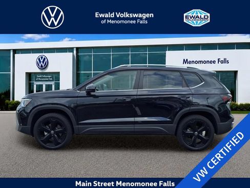 Certified 2025 Volkswagen Taos SEL w/ Black Wheel Plus Package AWD/4WD image 4