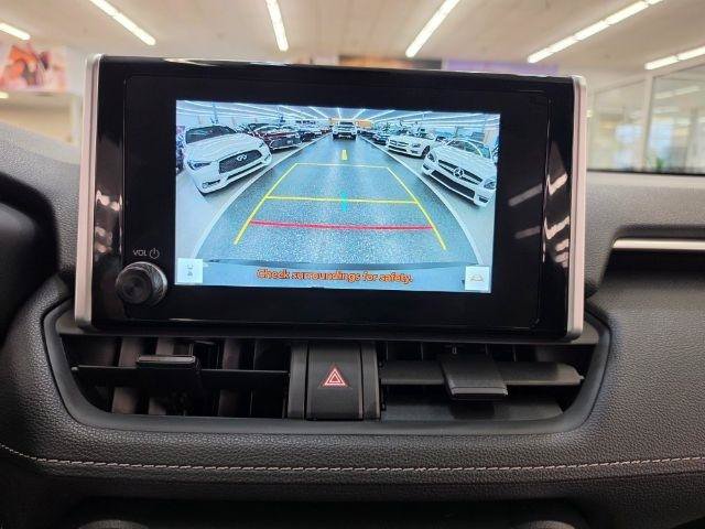 Used 2025 Toyota RAV4 XLE AWD/4WD image 20