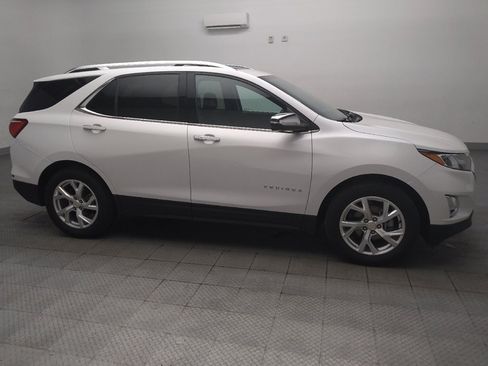 Used 2021 Chevrolet Equinox Premier FWD image 11