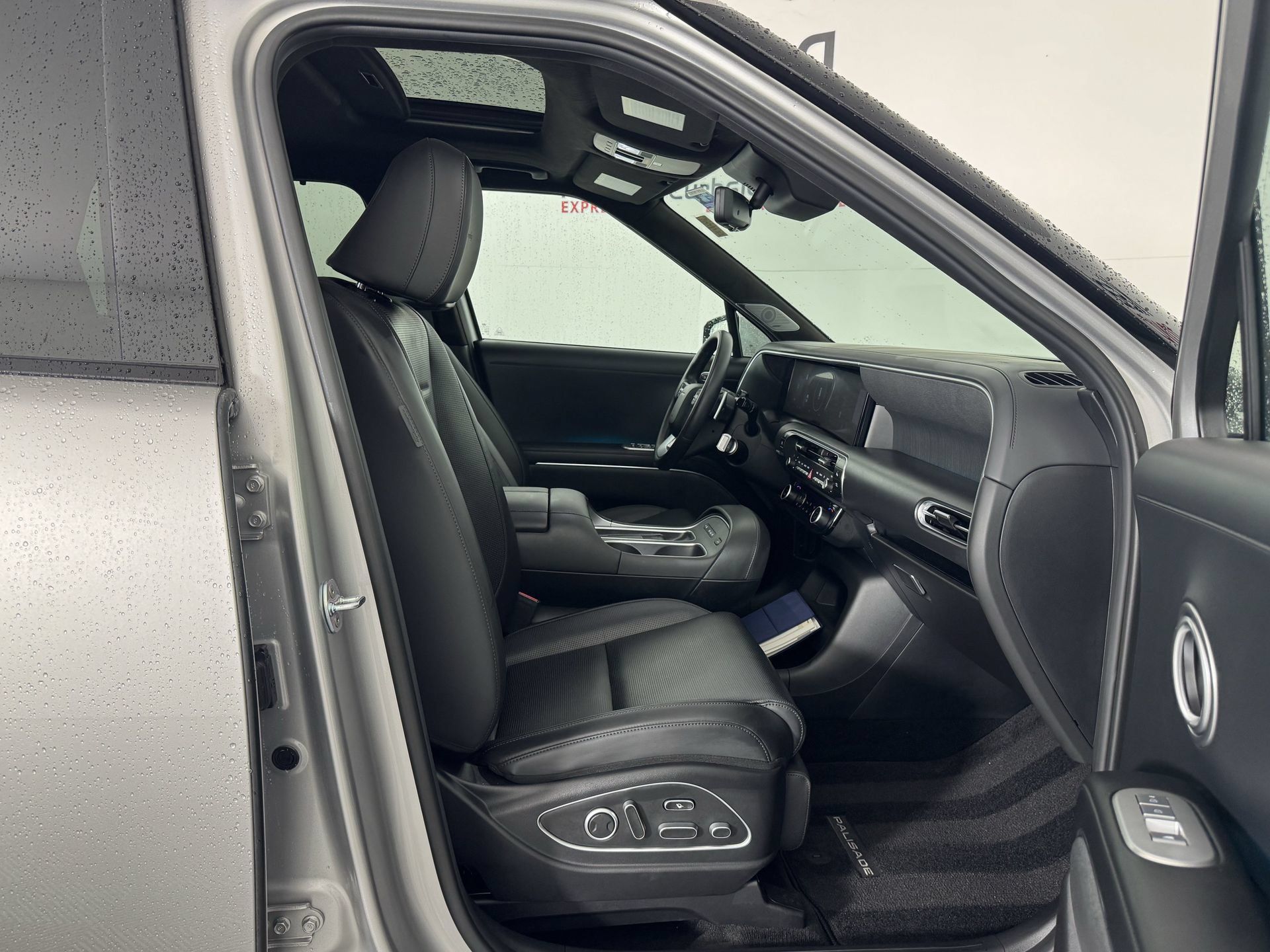 Used 2026 Hyundai Palisade Calligraphy FWD image 21