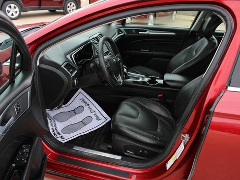 Used 2014 Ford Fusion Titanium image 12