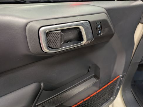 New 2025 Ford Bronco Raptor w/ Interior Carbon Fiber Pack AWD/4WD image 16