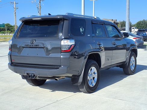 Used 2024 Toyota 4Runner SR5 AWD/4WD image 9