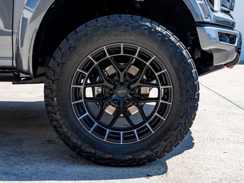 Used 2025 Ford F150 Raptor w/ Equipment Group 803A Raptor R AWD/4WD image 11
