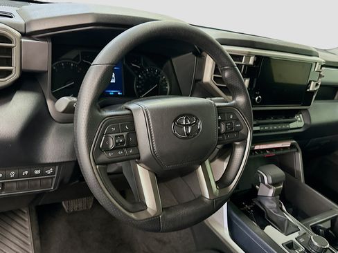Used 2026 Toyota Tundra SR5 w/ SR5 Convenience Package AWD/4WD image 18