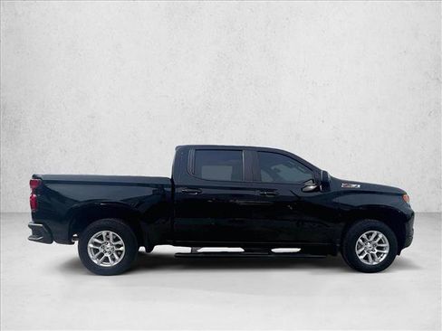 Used 2023 Chevrolet Silverado 1500 RST w/ Z71 Off-Road Package AWD/4WD image 5