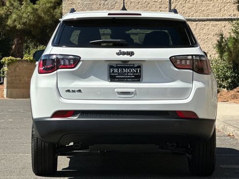 New 2026 Jeep Compass Latitude AWD/4WD image 4