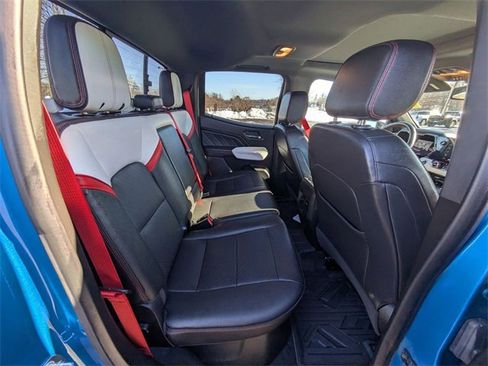 Used 2023 GMC Canyon AT4X image 34