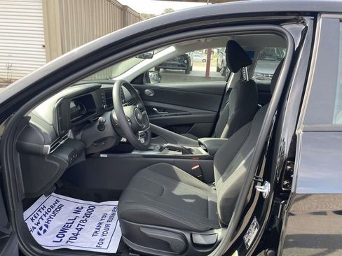 New 2026 Hyundai Elantra SE image 15