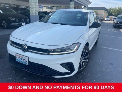Used 2025 Volkswagen Jetta Sport FWD image 1