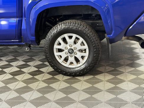 Used 2024 Toyota Tacoma SR5 image 10