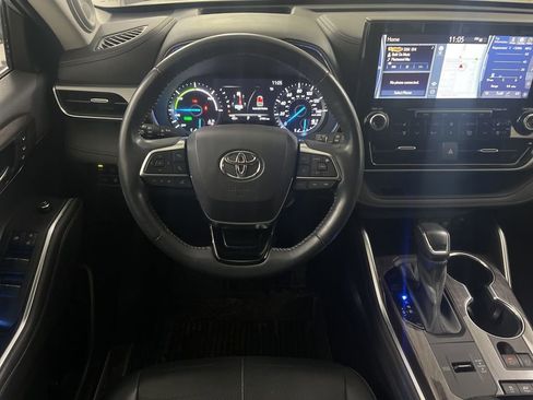 Used 2020 Toyota Highlander Platinum image 26