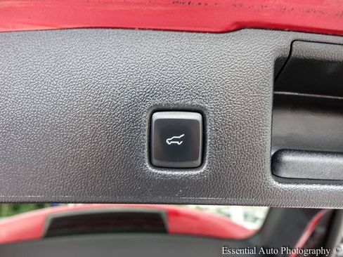 Used 2022 Ford Escape SEL w/ Technology Package AWD/4WD image 25