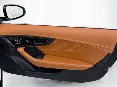 Used 2024 Jaguar F-TYPE Coupe AWD image 22