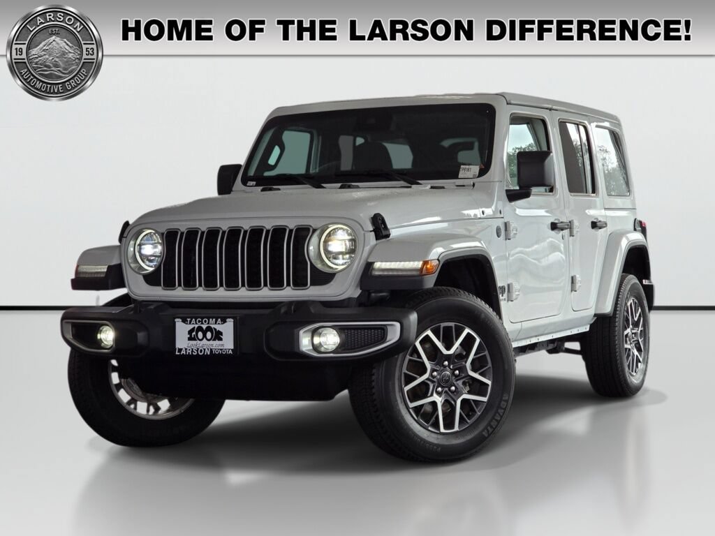 Used 2025 Jeep Wrangler Unlimited Sahara AWD/4WD image 1