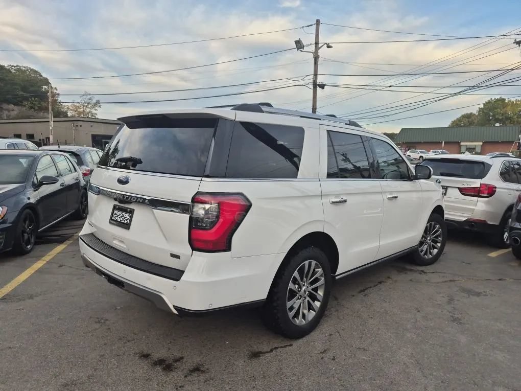 Used 2018 Ford Expedition Limited w/ Equipment Group 301A AWD/4WD image 22