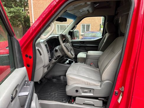 Used 2012 Nissan NV 2500 SV w/ Technology Pkg RWD image 13
