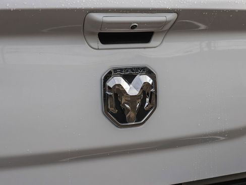 Used 2020 RAM 2500 Big Horn w/ Level 1 Equipment Group image 12