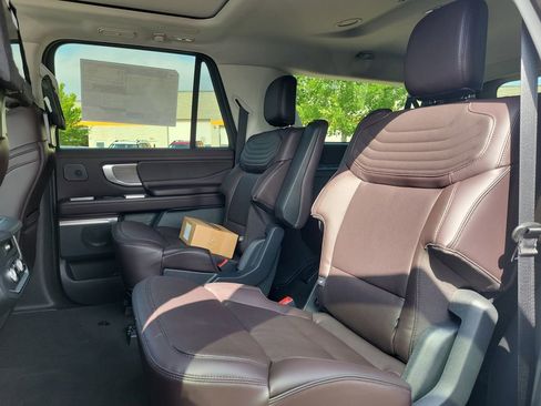New 2026 Ford Expedition Max Platinum AWD/4WD image 11