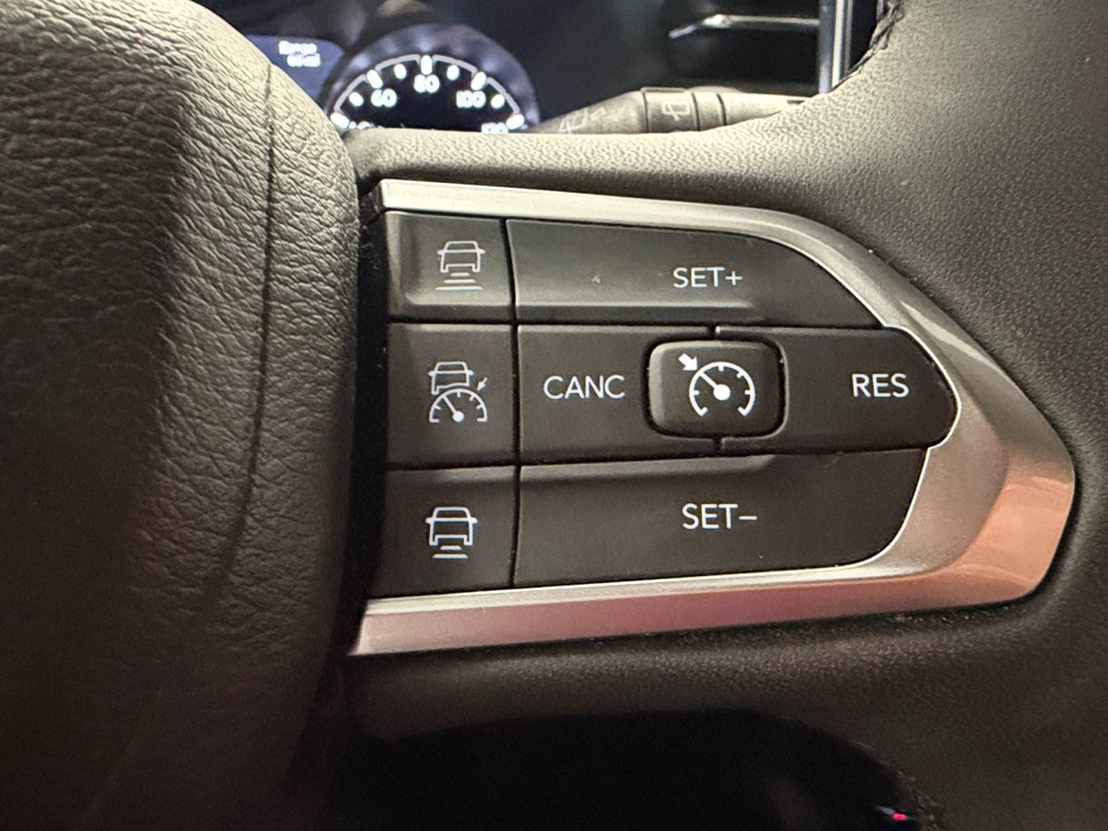 Used 2024 Jeep Compass Limited AWD/4WD image 43