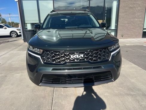 Used 2023 Kia Sorento S w/ Panoramic Sunroof Package AWD/4WD image 2