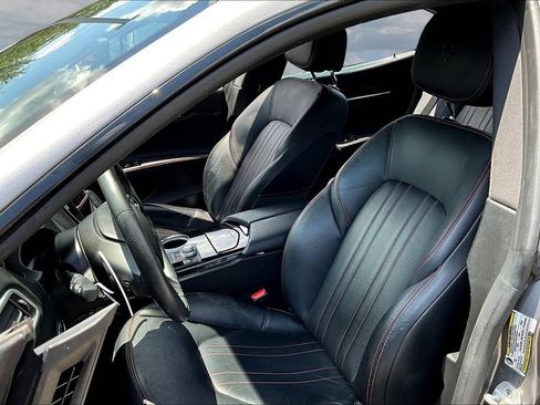 Used 2022 Maserati Ghibli Modena RWD image 20