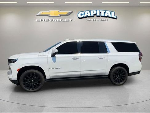 Used 2024 Chevrolet Suburban High Country AWD/4WD image 2