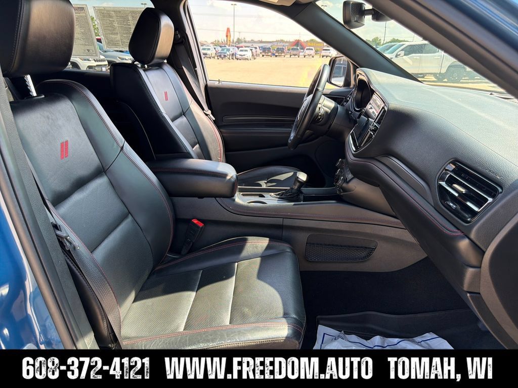 Used 2025 Dodge Durango GT AWD/4WD image 35