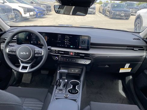 New 2026 Kia K5 LXS FWD image 22