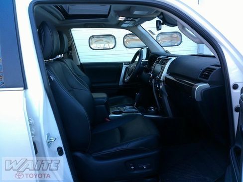 Used 2022 Toyota 4Runner Limited image 28