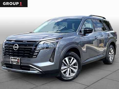 New 2026 Nissan Pathfinder SL FWD image 1