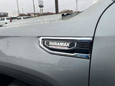 New 2026 GMC Sierra 1500 SLT w/ SLT Premium Plus Package image 2