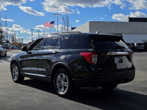 Used 2022 Ford Explorer XLT w/ Class IV Trailer Tow Package image 6