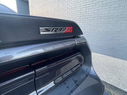 Used 2014 Dodge Challenger SRT8 Core w/ Satin Vapor Edition image 10