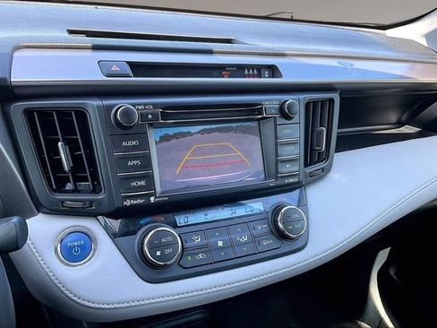 Used 2017 Toyota RAV4 XLE w/ All Weather Liner Package AWD/4WD image 13