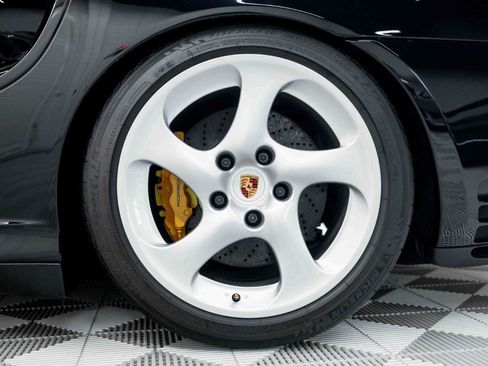 Used 2002 Porsche 911 GT2 RWD image 39