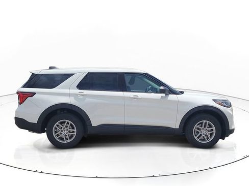 New 2026 Ford Explorer Active AWD/4WD image 4