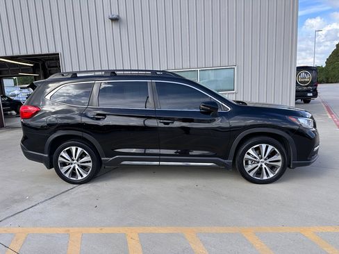 Used 2020 Subaru Ascent Limited w/ Popular Package #4 image 9
