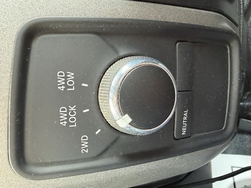 Used 2017 RAM 5500 Tradesman w/ Power & Remote Entry Group image 23