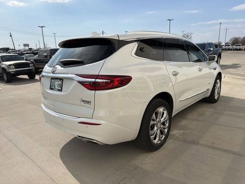 Used 2020 Buick Enclave Avenir w/ Avenir Technology Package image 3